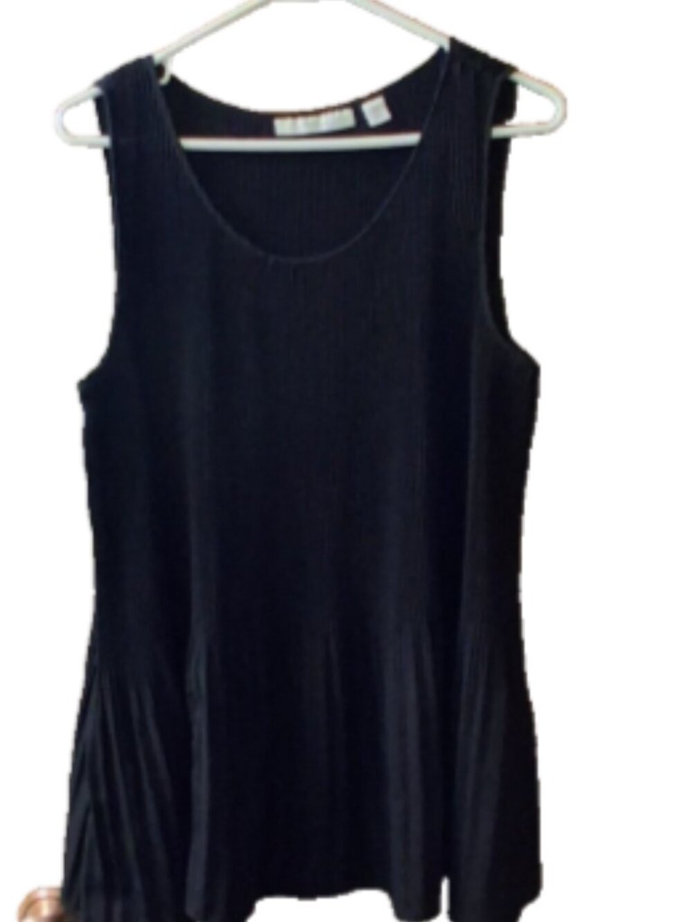 Sejour Women's Size 16W Black Pleated Sleeveless Scoop Neck Tunic Blouse